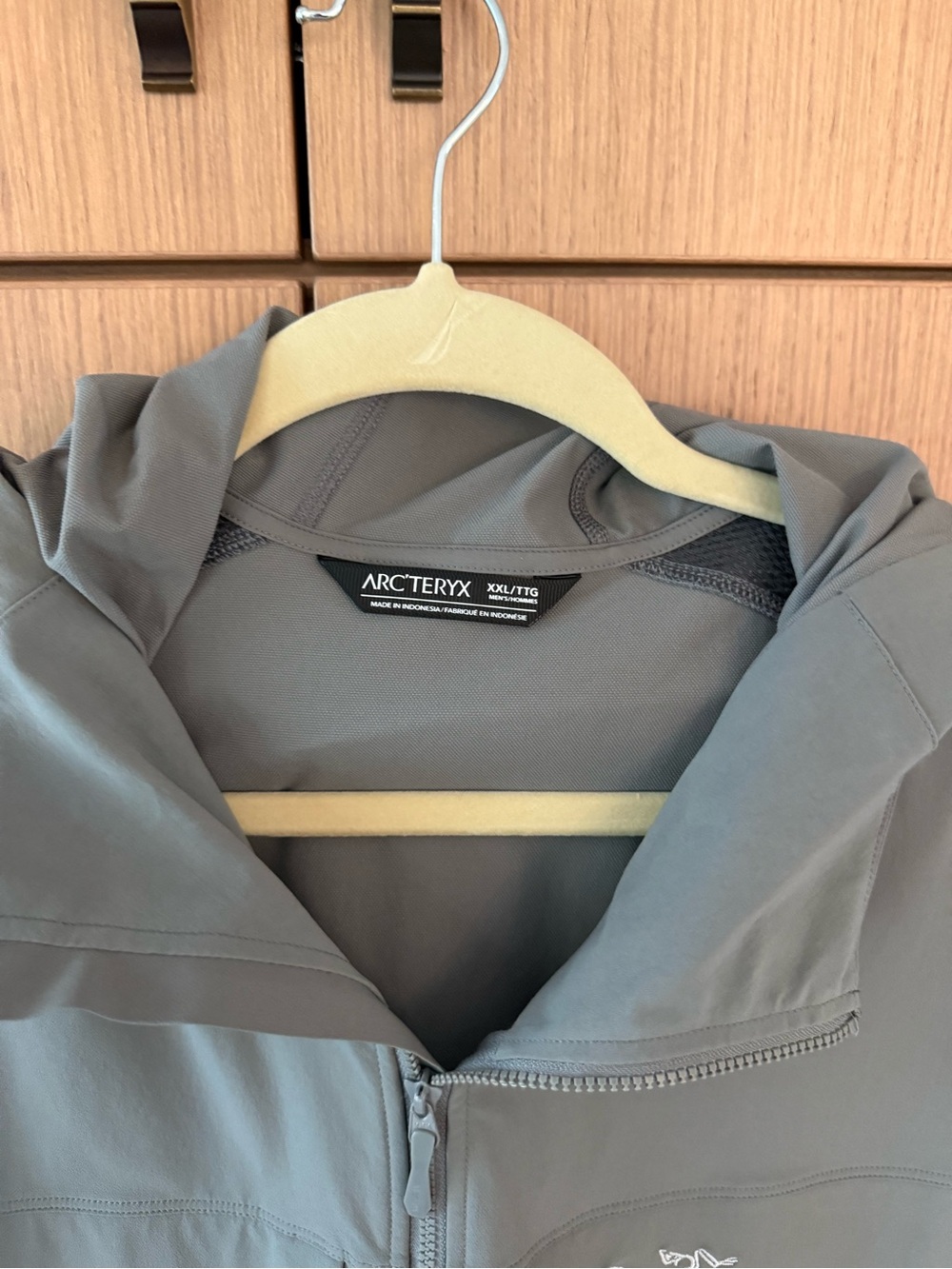 Arc'teryx Men's Light Grey Hooded Softshell Jacket